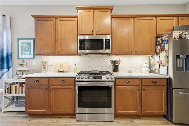 423 Crestmont Lane, Canton, GA 30114