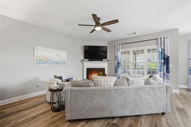 423 Crestmont Lane, Canton, GA 30114