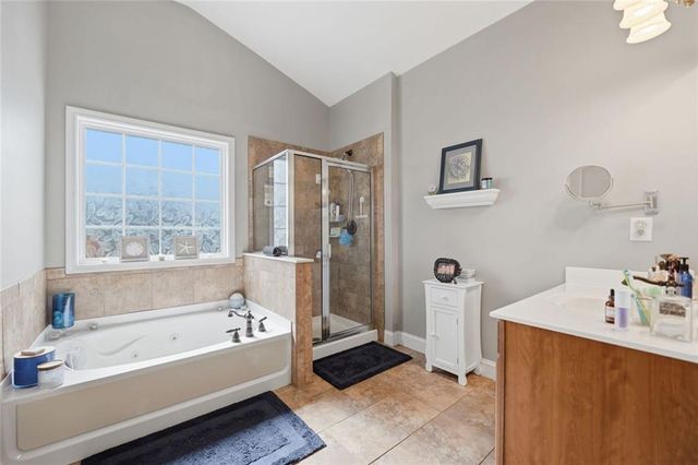 423 Crestmont Lane, Canton, GA 30114