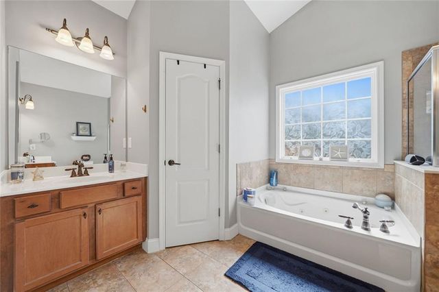 423 Crestmont Lane, Canton, GA 30114