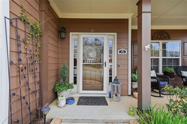 423 Crestmont Lane, Canton, GA 30114