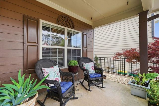 423 Crestmont Lane, Canton, GA 30114