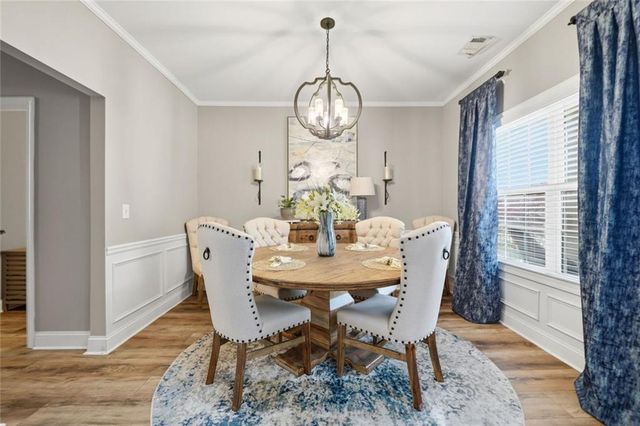 423 Crestmont Lane, Canton, GA 30114