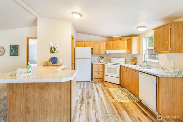 932 Price Road, Bremerton, WA 98312