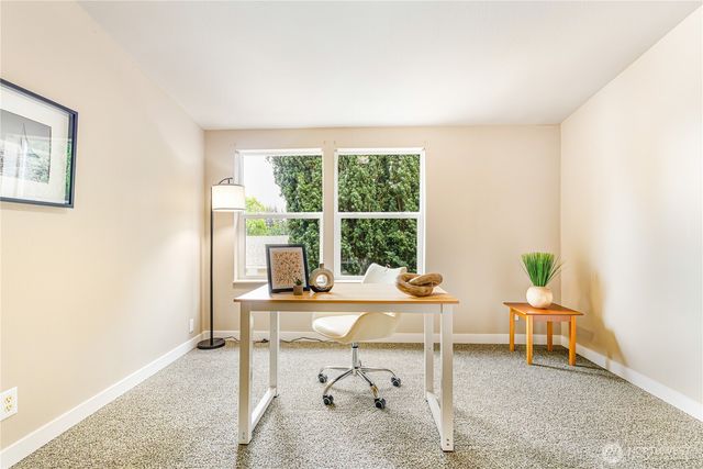 932 Price Road, Bremerton, WA 98312