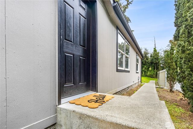 932 Price Road, Bremerton, WA 98312