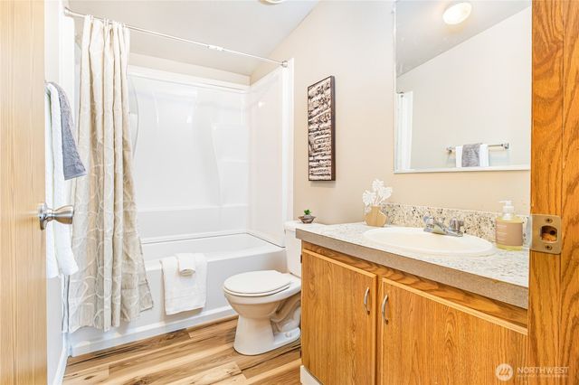 932 Price Road, Bremerton, WA 98312