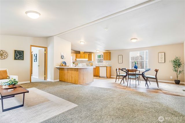 932 Price Road, Bremerton, WA 98312