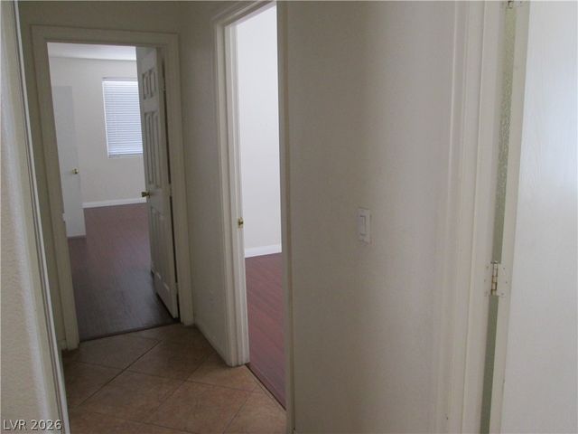 8049 PALACE ESTATE Avenue, Las Vegas, NV 89117