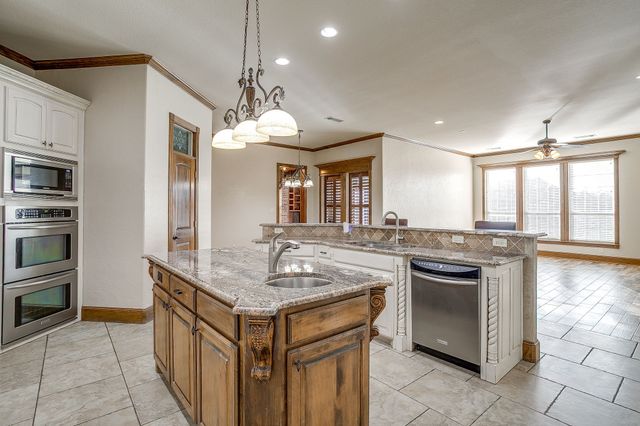 8280 Armstrong Way, Waxahachie, TX 75167