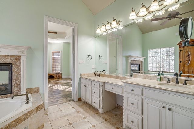 8280 Armstrong Way, Waxahachie, TX 75167