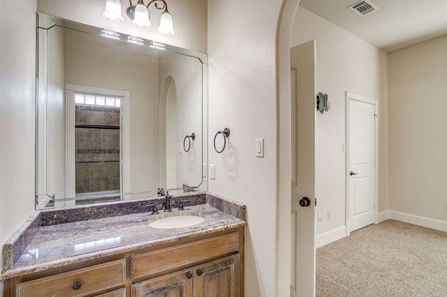 8280 Armstrong Way, Waxahachie, TX 75167