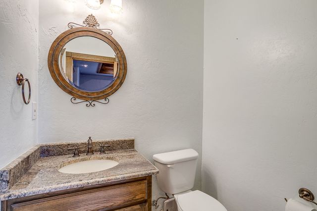 8280 Armstrong Way, Waxahachie, TX 75167