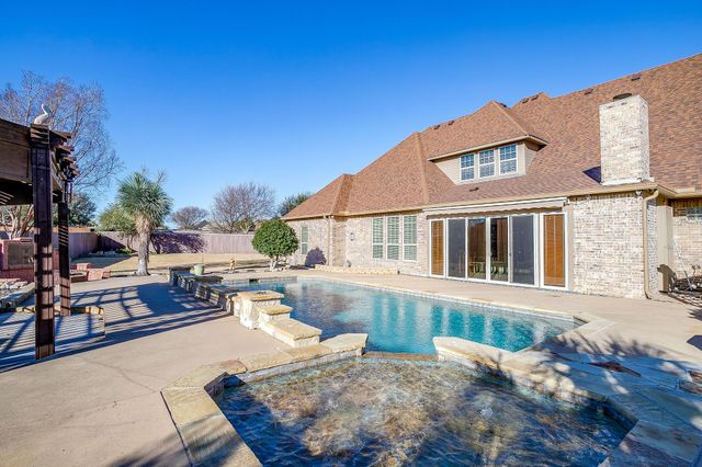 8280 Armstrong Way, Waxahachie, TX 75167