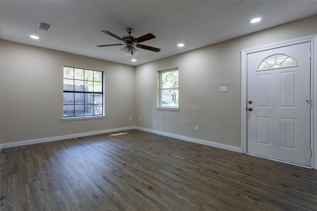 840 Red Oak Court, Azle, TX 76020