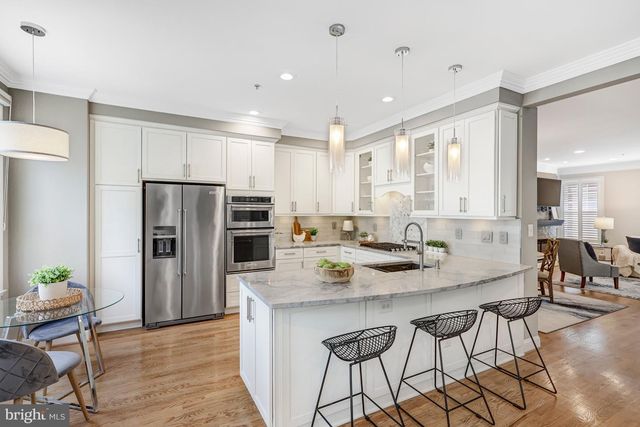 17 ALEXANDER ST, Alexandria, VA 22314