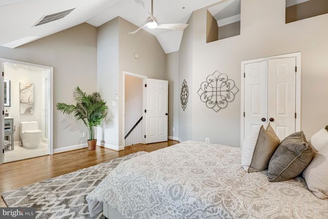 17 ALEXANDER ST, Alexandria, VA 22314