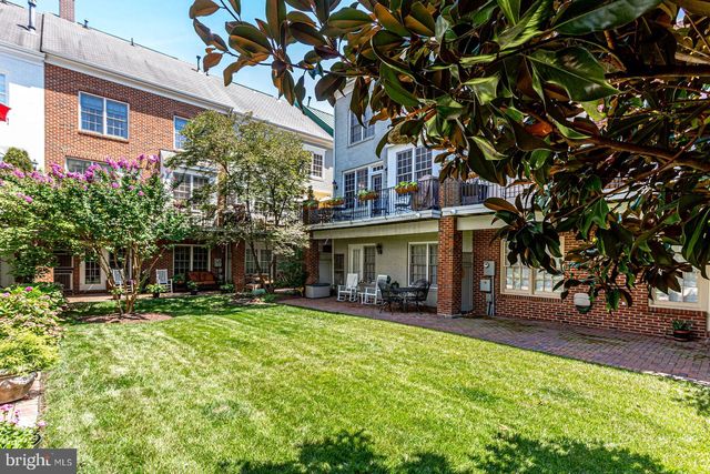 17 ALEXANDER ST, Alexandria, VA 22314