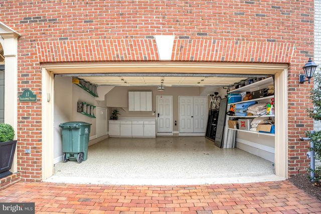 17 ALEXANDER ST, Alexandria, VA 22314