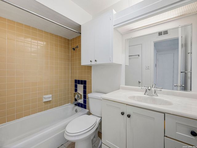 2300 Nacogdoches Rd Apt 307B, San Antonio, TX 78209