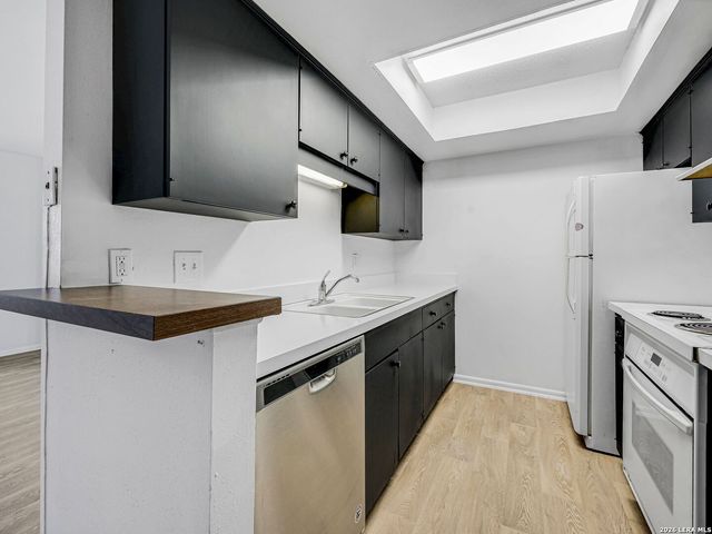 2300 Nacogdoches Rd Apt 307B, San Antonio, TX 78209