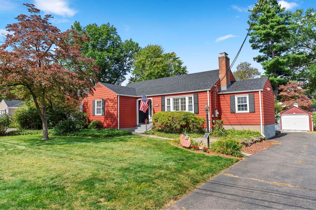 26 Baldwin Street, West Hartford, CT 06110