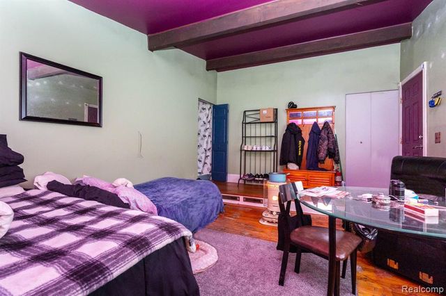 30400 Lisch Street, Gibraltar, MI 48173