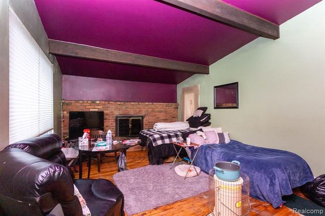 30400 Lisch Street, Gibraltar, MI 48173