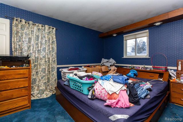 30400 Lisch Street, Gibraltar, MI 48173