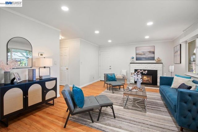 527 Lorren Way, Livermore, CA 94550