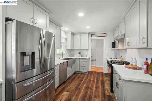527 Lorren Way, Livermore, CA 94550