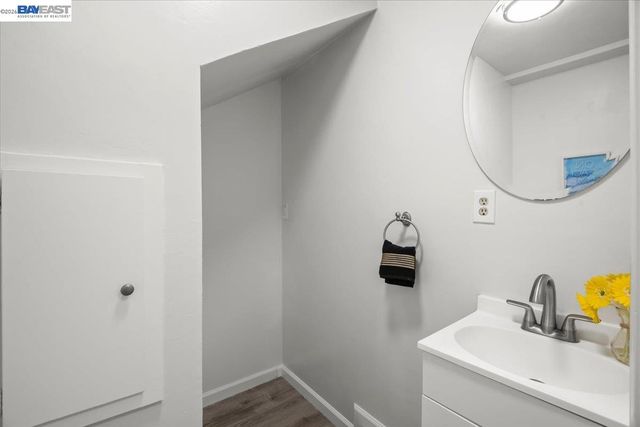 527 Lorren Way, Livermore, CA 94550