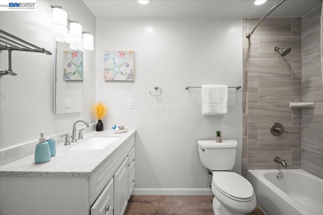 527 Lorren Way, Livermore, CA 94550