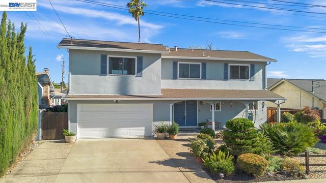 527 Lorren Way, Livermore, CA 94550