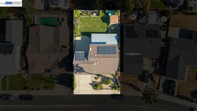 527 Lorren Way, Livermore, CA 94550