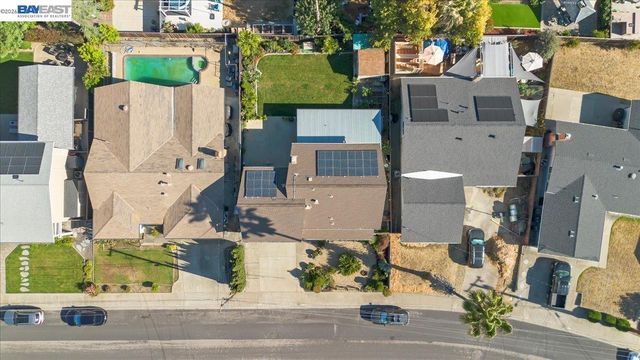 527 Lorren Way, Livermore, CA 94550