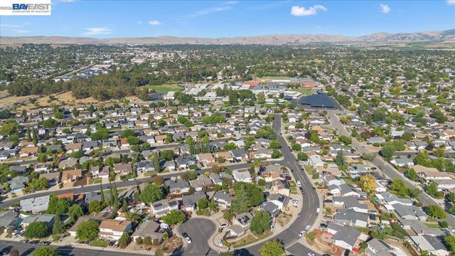 527 Lorren Way, Livermore, CA 94550