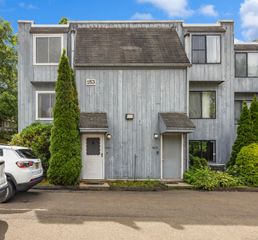 183 Thompson Street F, East Haven, CT 06513