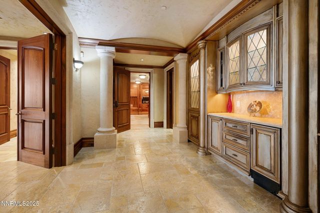 2490 Manzanita Lane, Reno, NV 89509