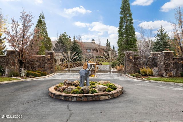 2490 Manzanita Lane, Reno, NV 89509