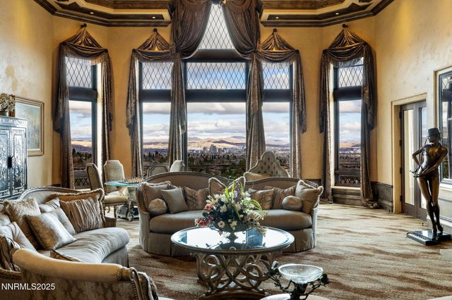 2490 Manzanita Lane, Reno, NV 89509