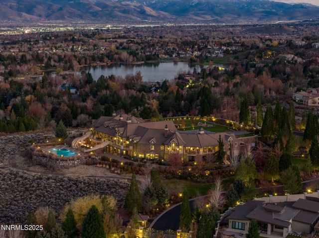 2490 Manzanita Lane, Reno, NV 89509