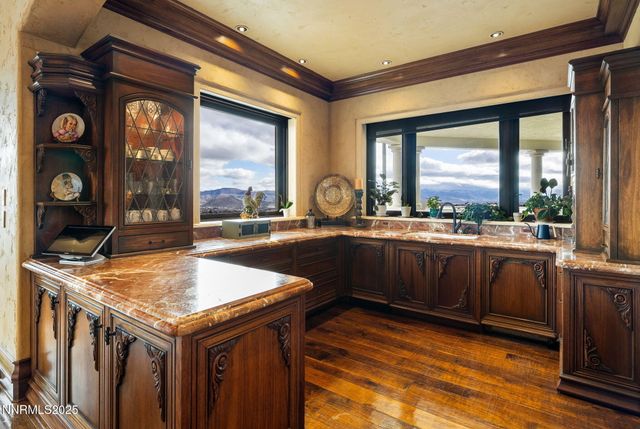 2490 Manzanita Lane, Reno, NV 89509