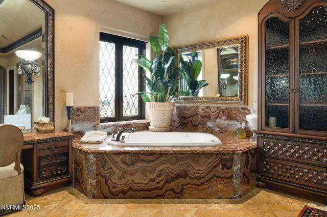 2490 Manzanita Lane, Reno, NV 89509