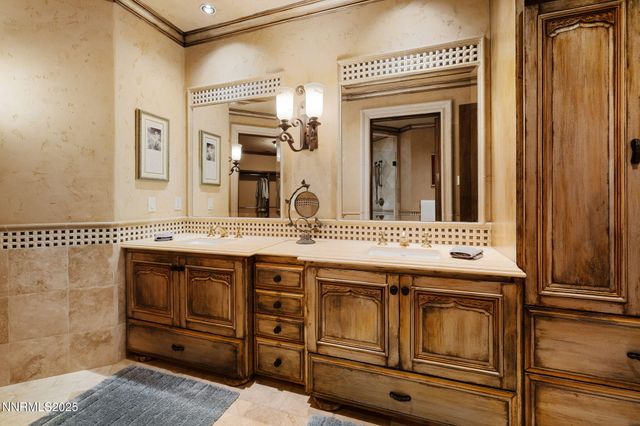 2490 Manzanita Lane, Reno, NV 89509