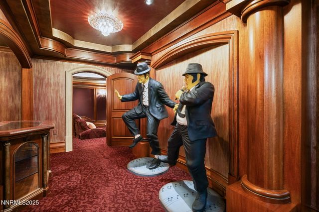 2490 Manzanita Lane, Reno, NV 89509