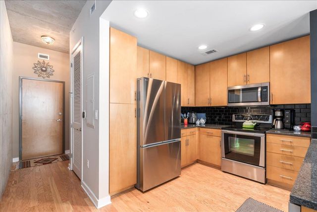 360 Nueces ST 1408, Austin, TX 78701