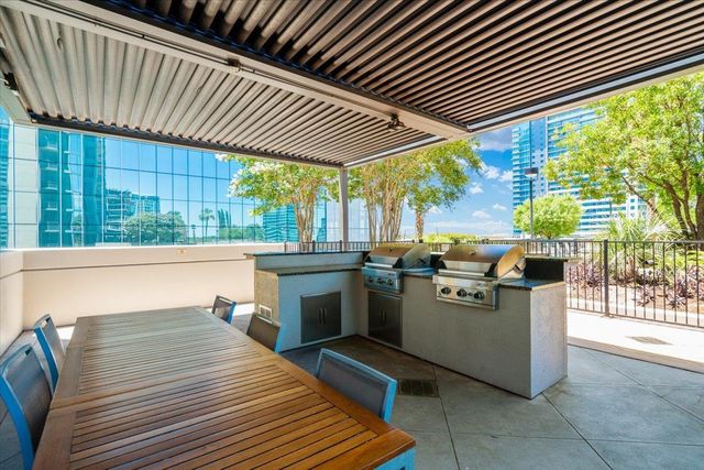 360 Nueces ST 1408, Austin, TX 78701