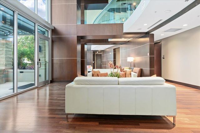 360 Nueces ST 1408, Austin, TX 78701