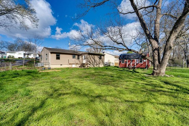 29 Polk Circle, Fort Oglethorpe, GA 30742